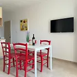 Apartments & Rooms Petra